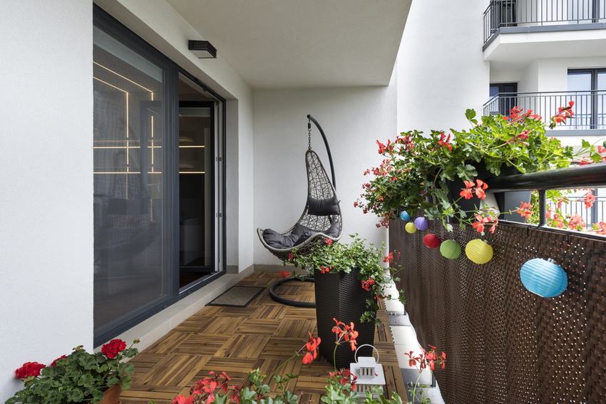 Підлога на балконі: особливості створення якісного оздоблення
